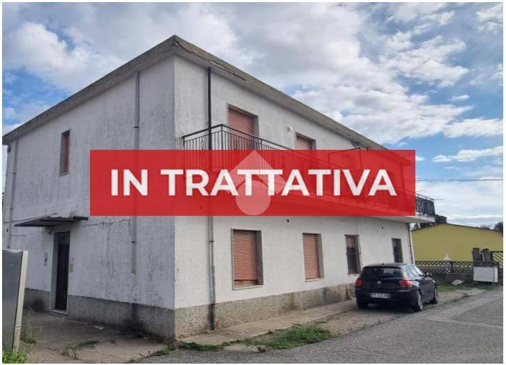 casa indipendente in vendita a Borgia