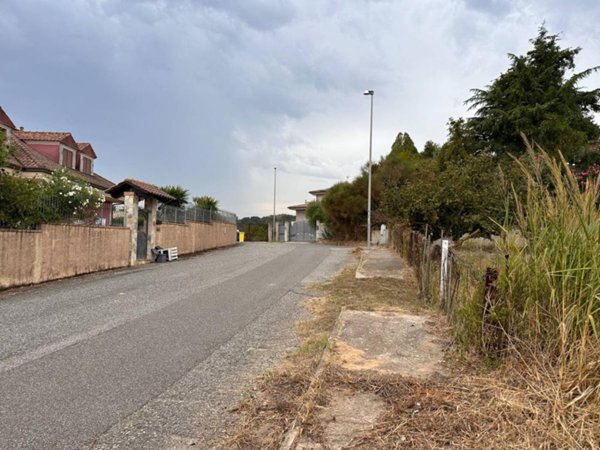terreno edificabile in vendita a Borgia