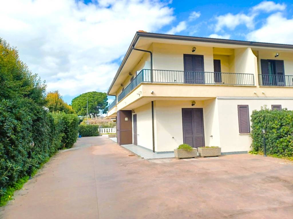 casa indipendente in vendita a Borgia