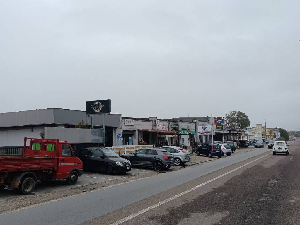 locale commerciale in vendita a Borgia