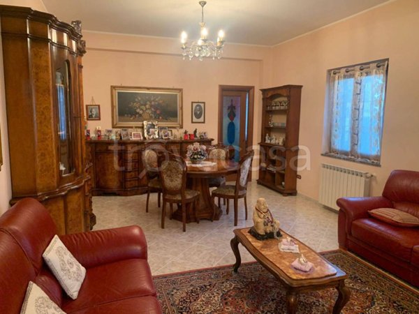casa indipendente in vendita a Borgia