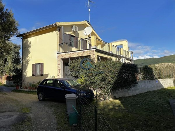 casa indipendente in vendita a Borgia