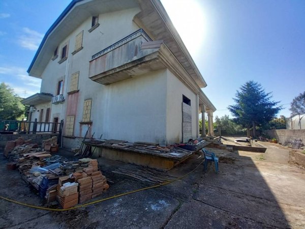 casa indipendente in vendita a Borgia