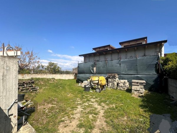 casa indipendente in vendita a Borgia