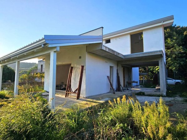 casa indipendente in vendita a Borgia