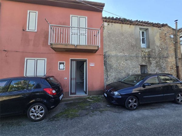casa indipendente in vendita a Borgia