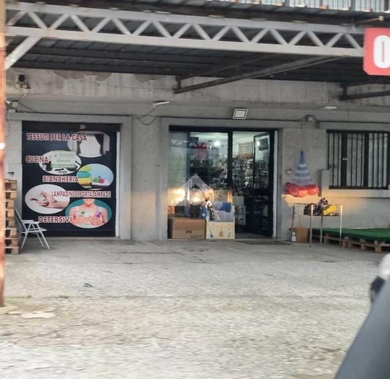 locale commerciale in vendita a Borgia