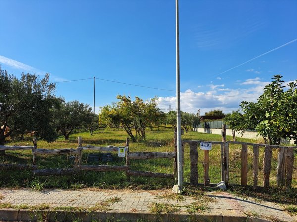 terreno edificabile in vendita a Borgia