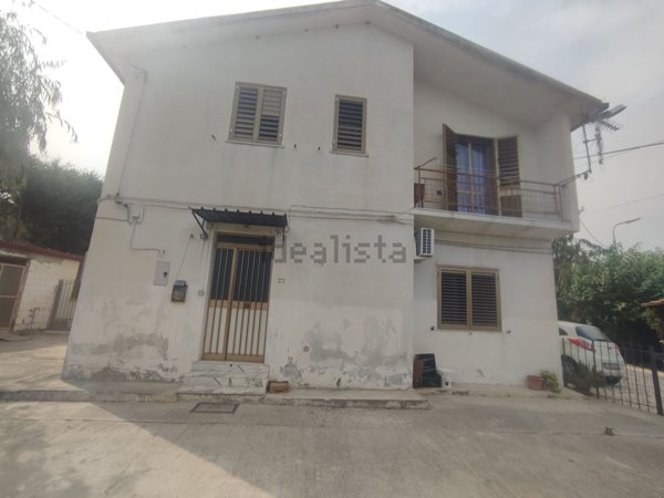 casa indipendente in vendita a Borgia