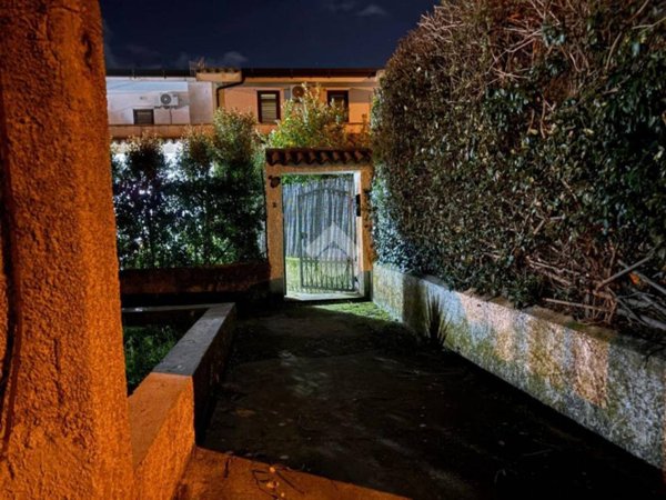 casa indipendente in vendita a Borgia