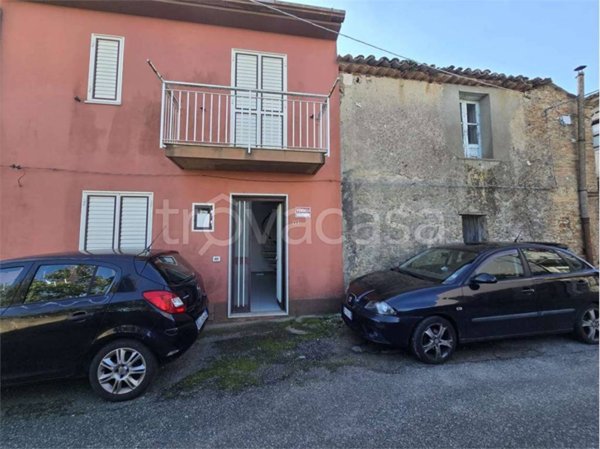 casa indipendente in vendita a Borgia