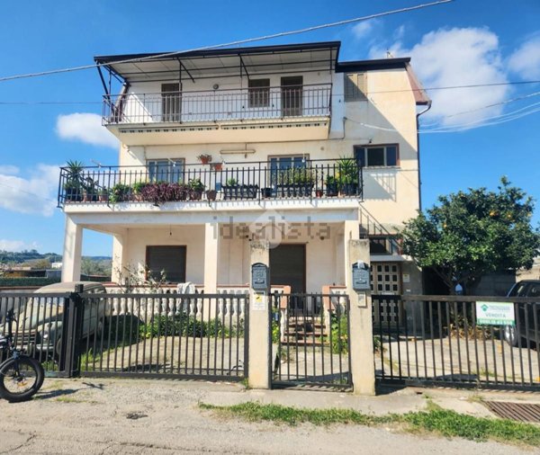 appartamento in vendita a Borgia