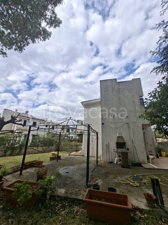 casa indipendente in vendita a Borgia