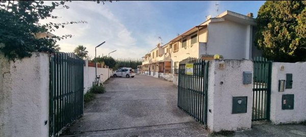 casa indipendente in vendita a Borgia