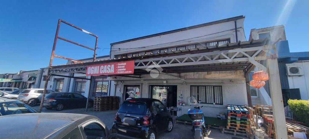 locale commerciale in vendita a Borgia