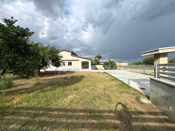 casa indipendente in vendita a Borgia