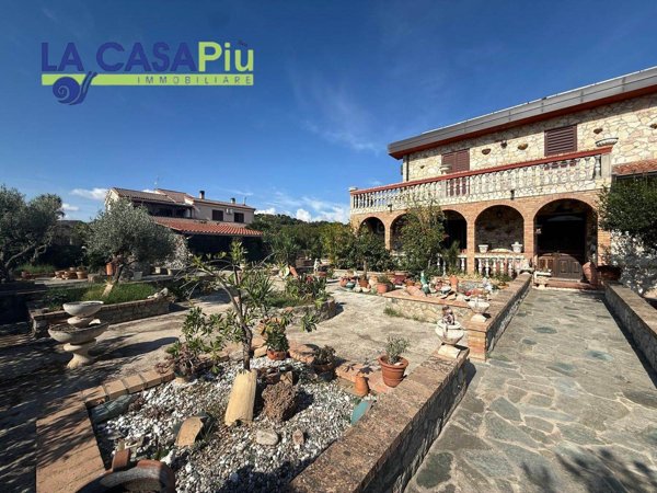 casa indipendente in vendita a Borgia