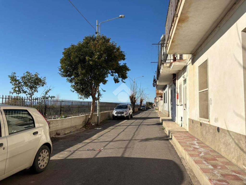 appartamento in vendita a Botricello