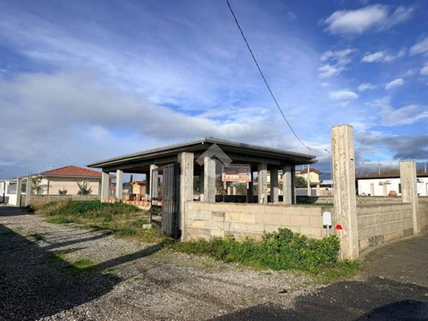 casa indipendente in vendita a Botricello