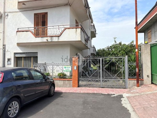 appartamento in vendita a Botricello