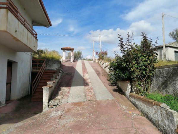 casa indipendente in vendita a Caraffa di Catanzaro