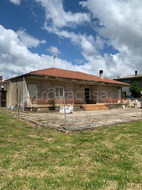 casa indipendente in vendita a Caraffa di Catanzaro