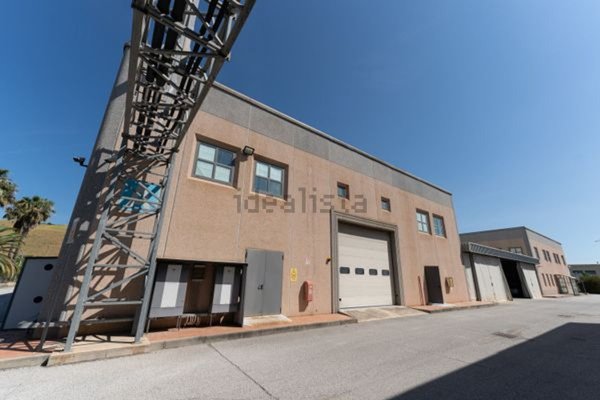 capannone in vendita a Caraffa di Catanzaro