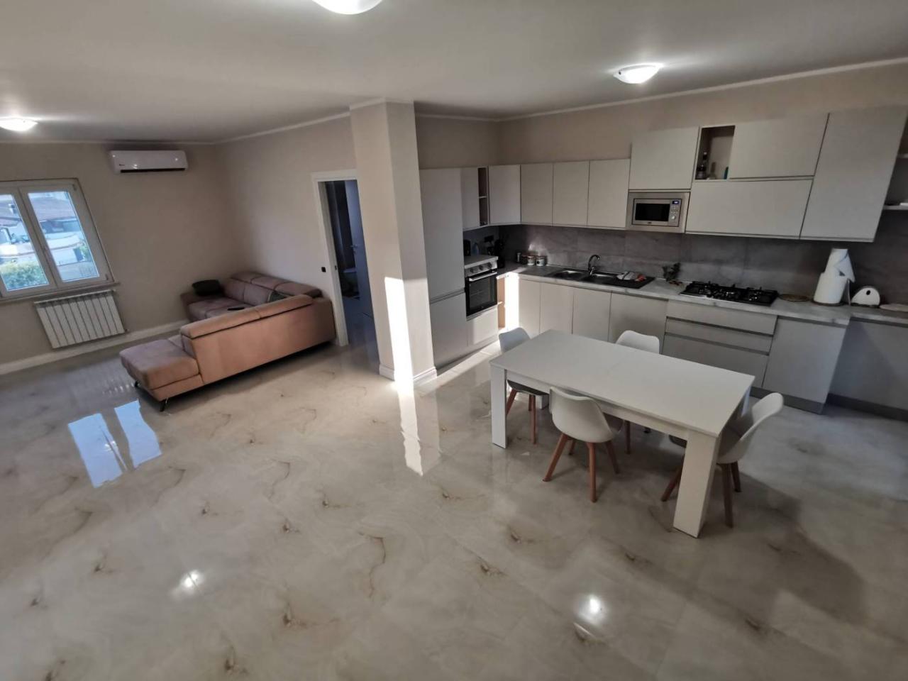 appartamento in vendita a Catanzaro in zona Catanzaro Lido