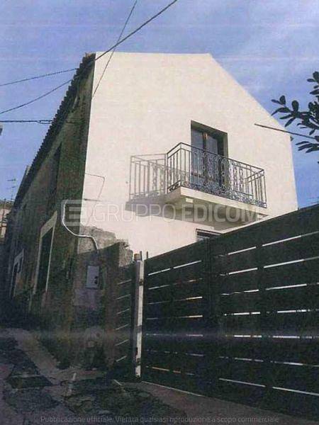 appartamento in vendita a Catanzaro in zona Gagliano