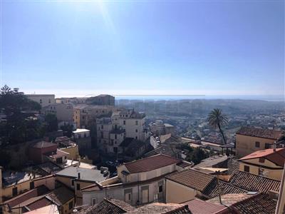 appartamento in vendita a Catanzaro in zona Centro Città