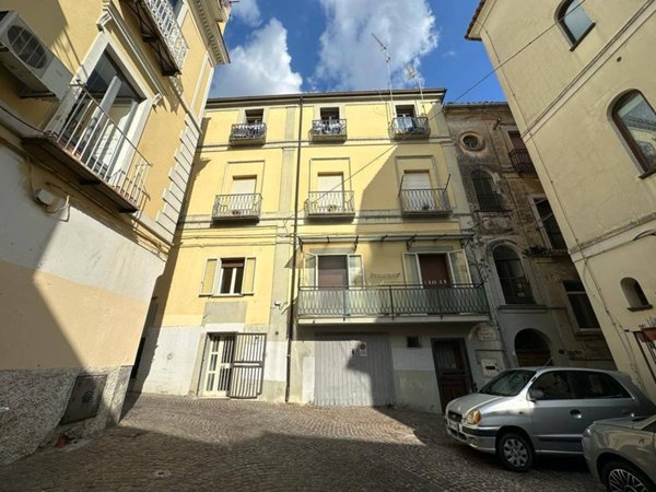 appartamento in vendita a Catanzaro in zona Centro Città