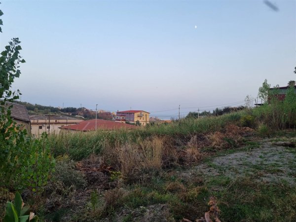 terreno edificabile in vendita a Catanzaro in zona Catanzaro Lido