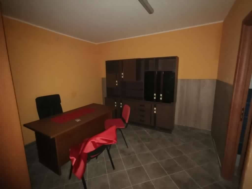 ufficio in vendita a Catanzaro in zona Centro Città