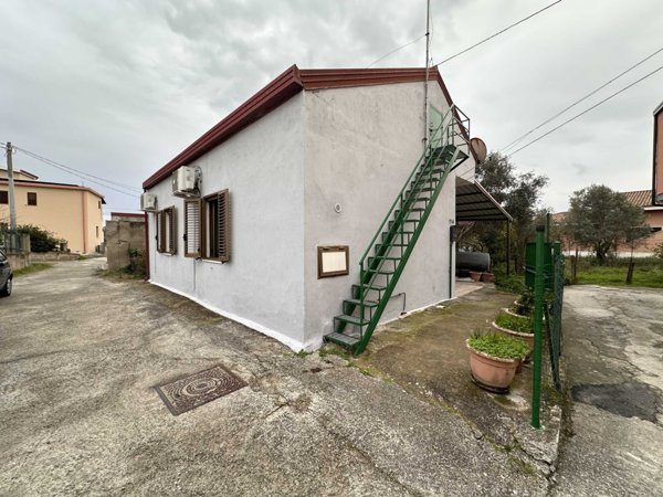 casa indipendente in vendita a Catanzaro in zona Centro Città