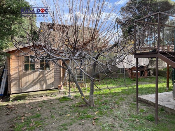 casa indipendente in vendita a Catanzaro in zona Santa Maria