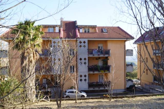 appartamento in vendita a Catanzaro in zona Mater Domini