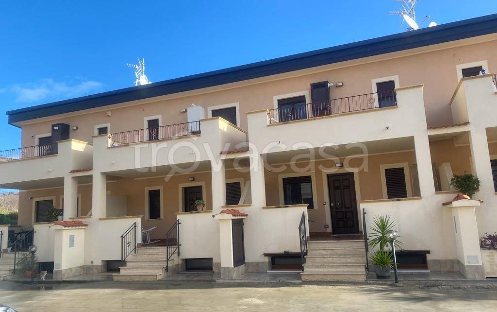 casa indipendente in vendita a Catanzaro in zona Catanzaro Lido