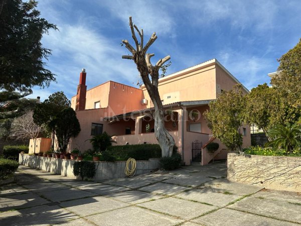 casa indipendente in vendita a Catanzaro