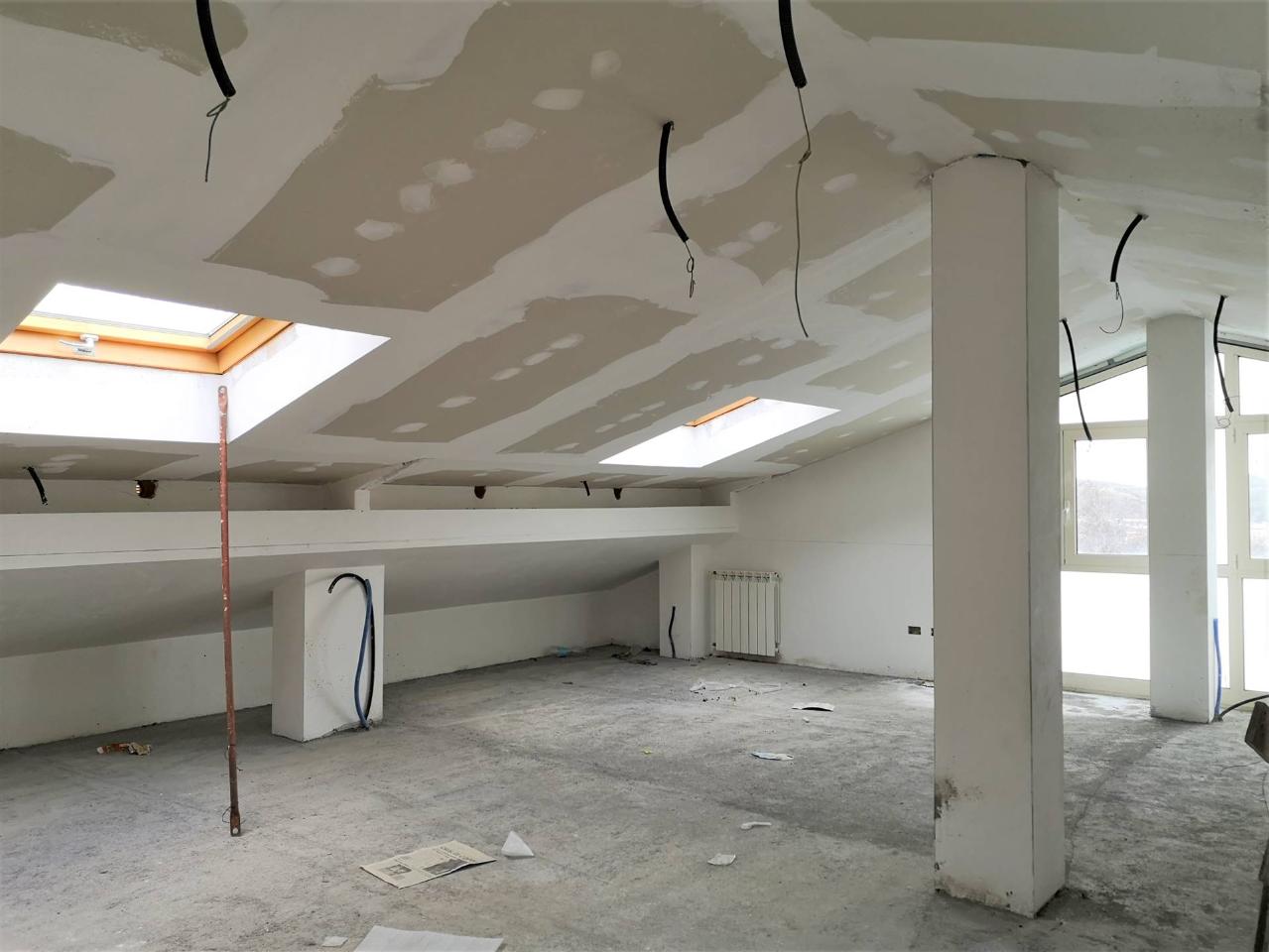 attico in vendita a Catanzaro in zona Catanzaro Sala