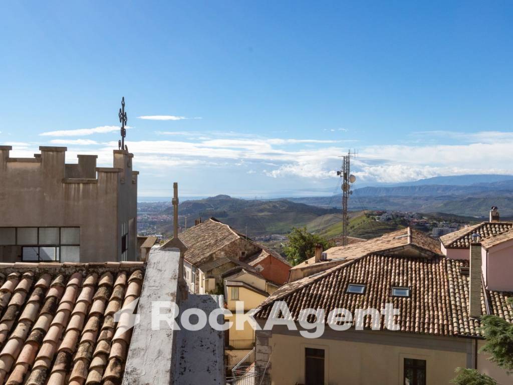 appartamento in vendita a Catanzaro in zona Centro Città