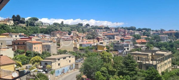 appartamento in vendita a Catanzaro in zona Gagliano
