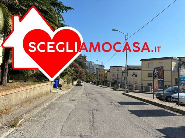 appartamento in vendita a Catanzaro in zona Centro Città