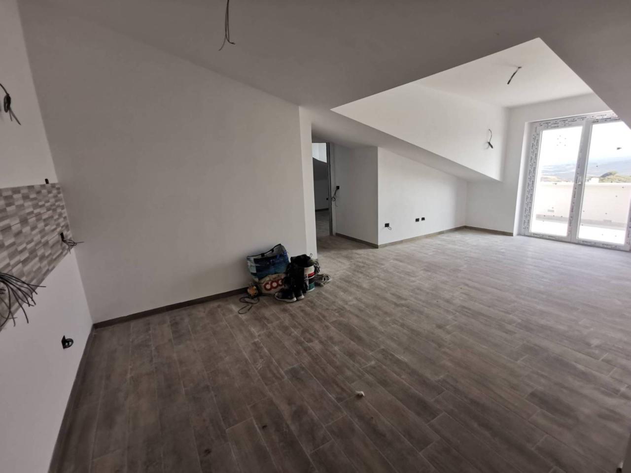 appartamento in vendita a Catanzaro in zona Gagliano