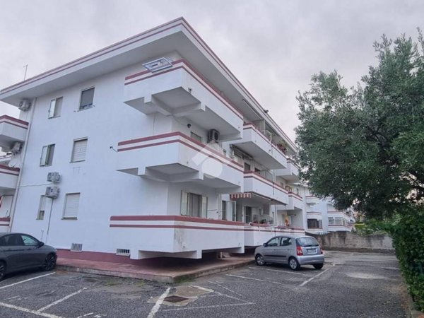 appartamento in vendita a Catanzaro in zona Catanzaro Lido