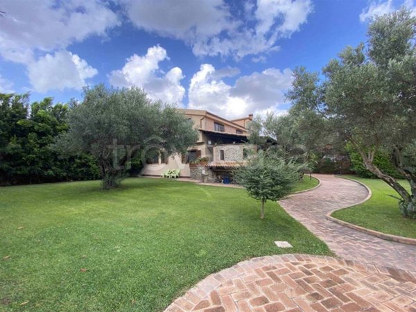 casa indipendente in vendita a Catanzaro in zona Catanzaro Lido
