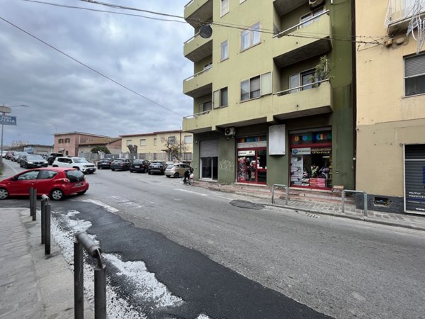 locale commerciale in vendita a Catanzaro in zona Catanzaro Lido