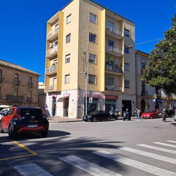 appartamento in vendita a Catanzaro in zona Centro Città