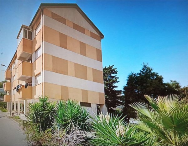 appartamento in vendita a Catanzaro in zona Catanzaro Lido