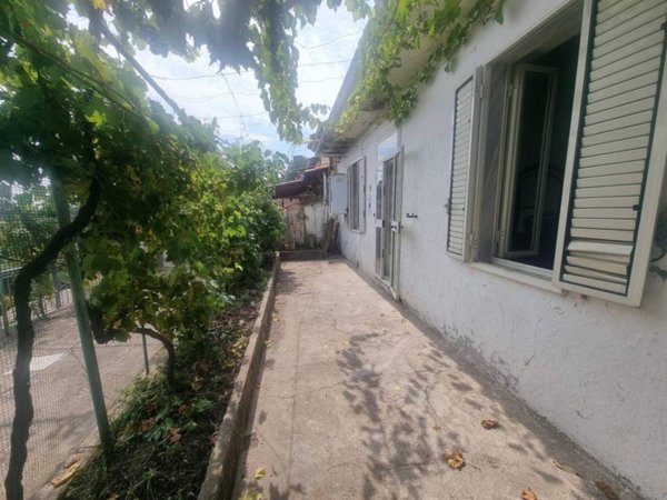 casa indipendente in vendita a Catanzaro in zona Centro Città
