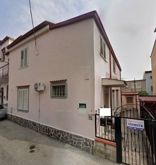 appartamento in vendita a Catanzaro in zona Santa Maria